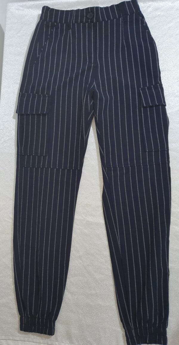 מכנסי דגמח BERSHKA